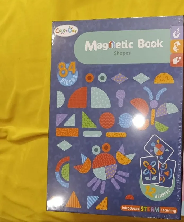 Magnetic Book – Shapes (84 Pieces)
